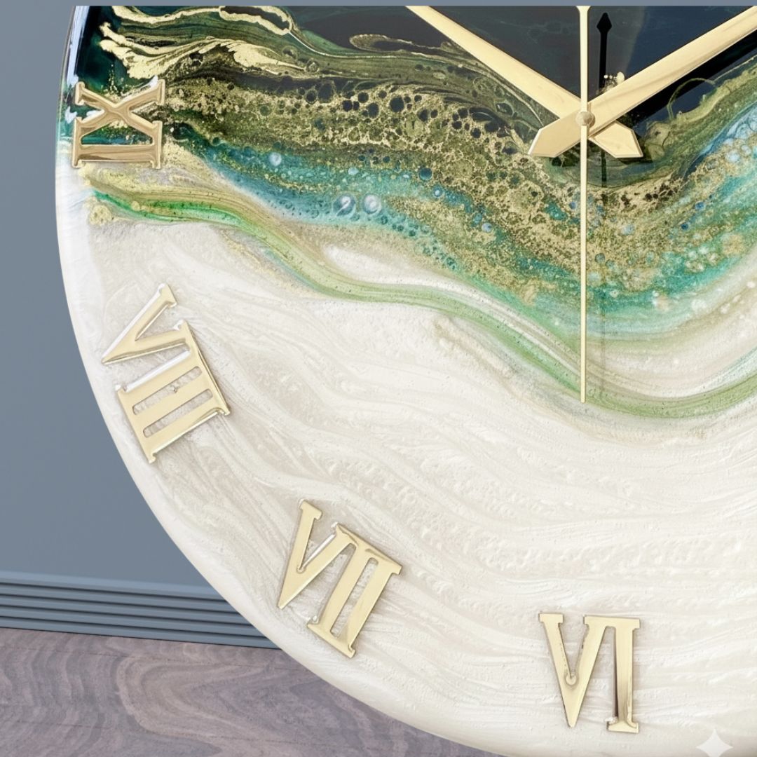 Royal Green Silent Clock
