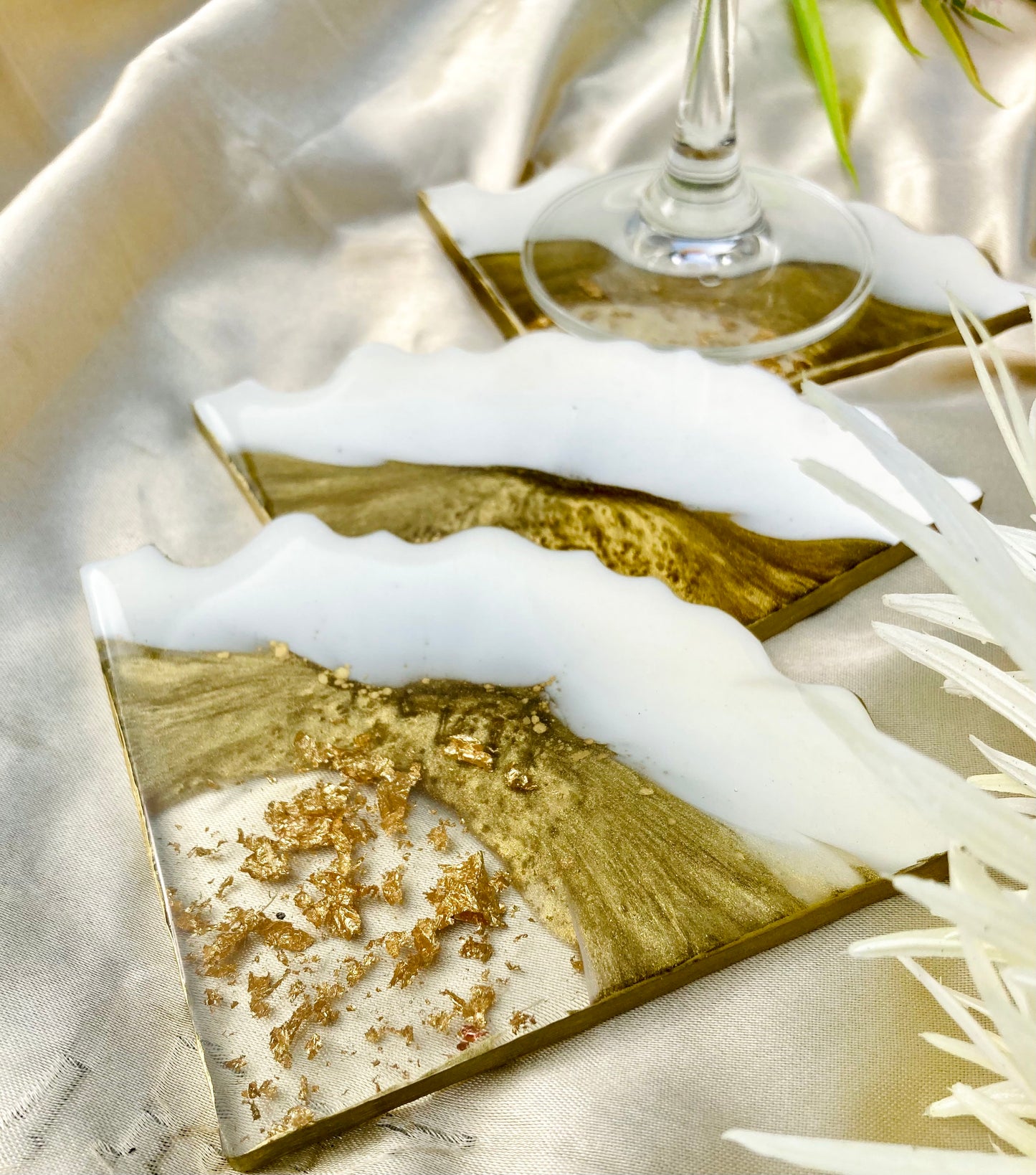 Milky White & Golden Handmade Tray With 6 Triangle Coasters