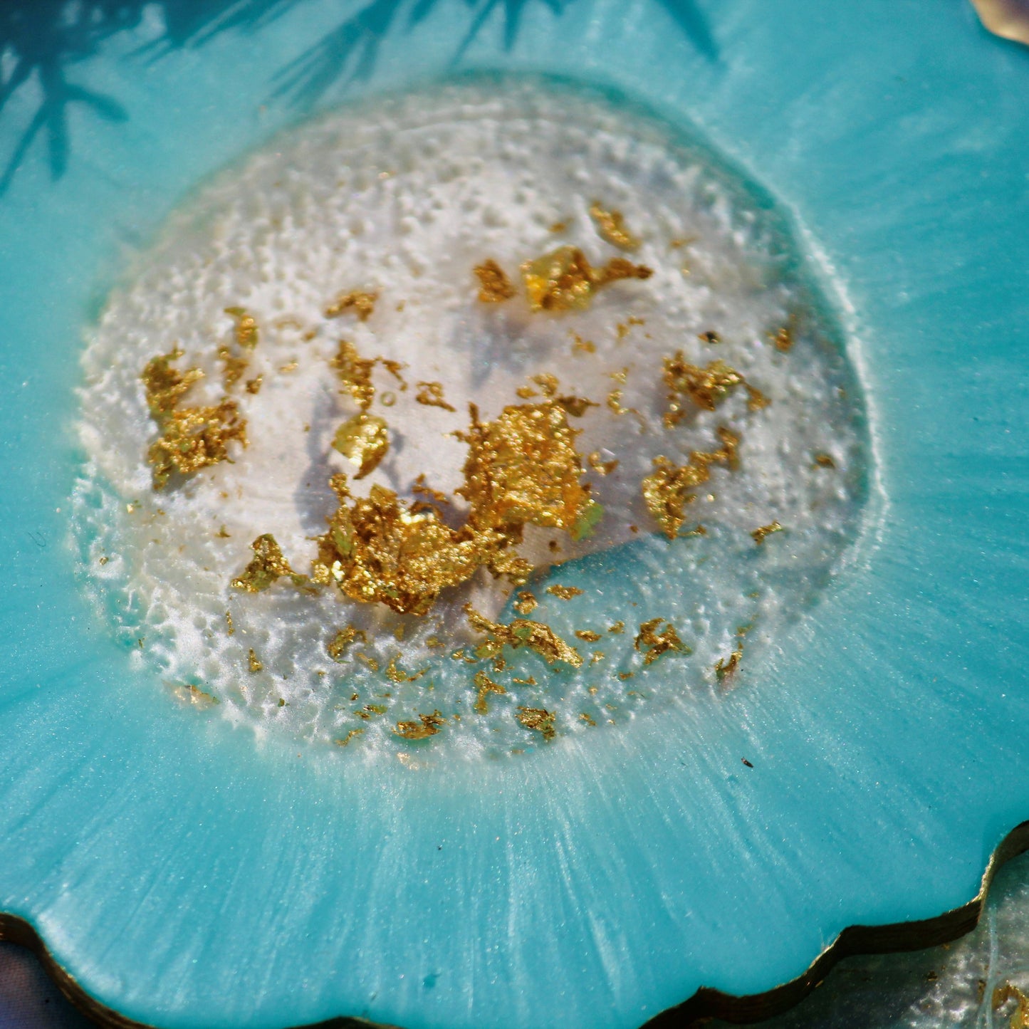 Resin Art Spiral Blue Handmade Tray With Six Coasters