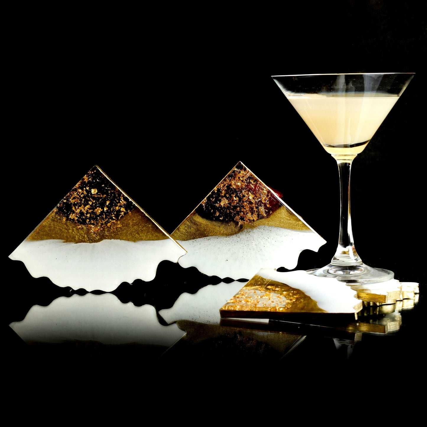 Milky White & Golden Handmade Tray With 6 Triangle Coasters